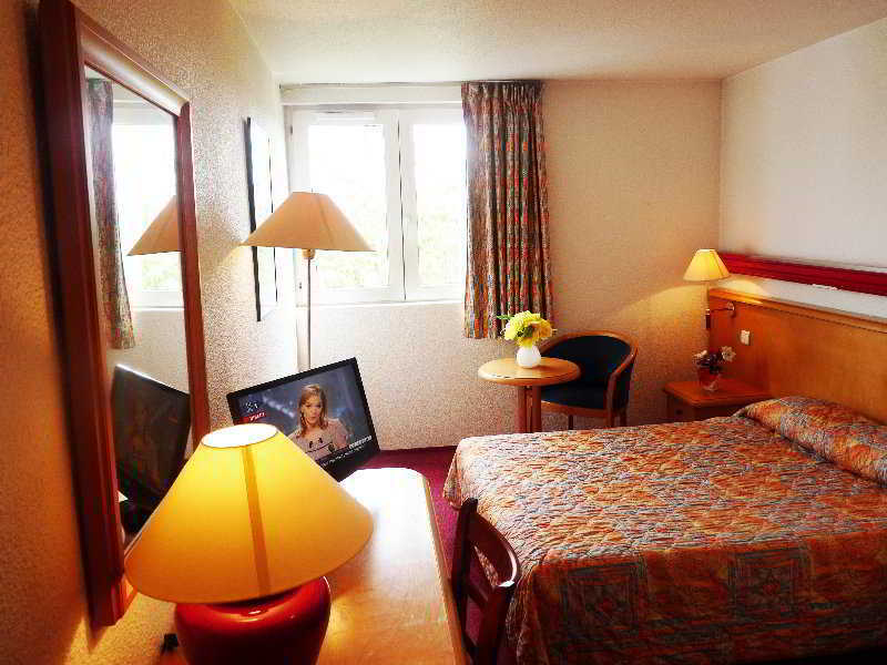 Euro Paris Hotel 3*